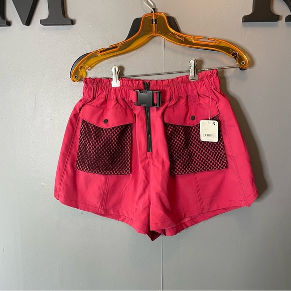 Free People Movement Love Struck Mesh Pocket
Buckle Shorts pink size small - Picture 1 of 12